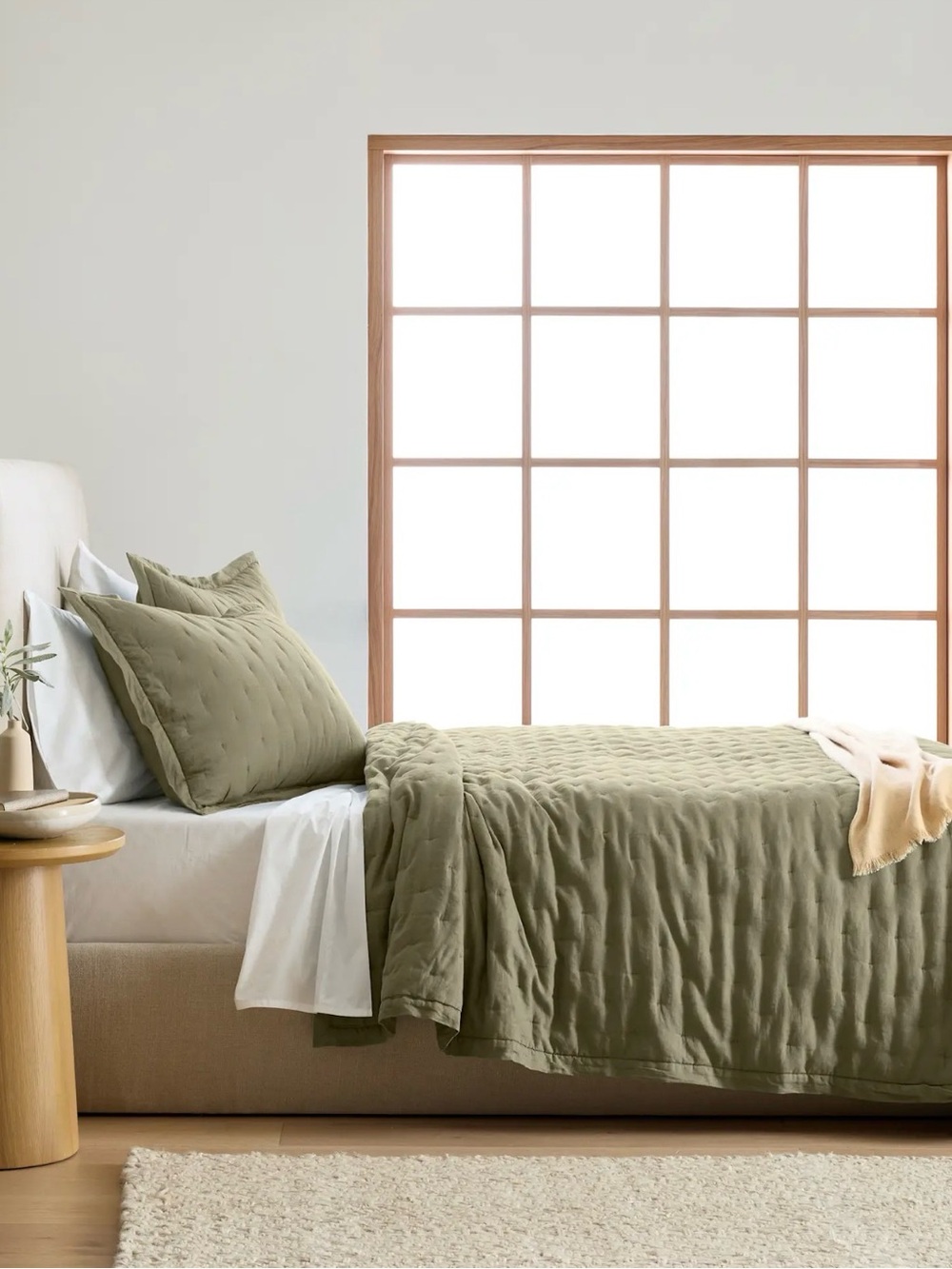 NWOT Willowleaf European Linen King/Cal King Dream Quilt - Retail $184